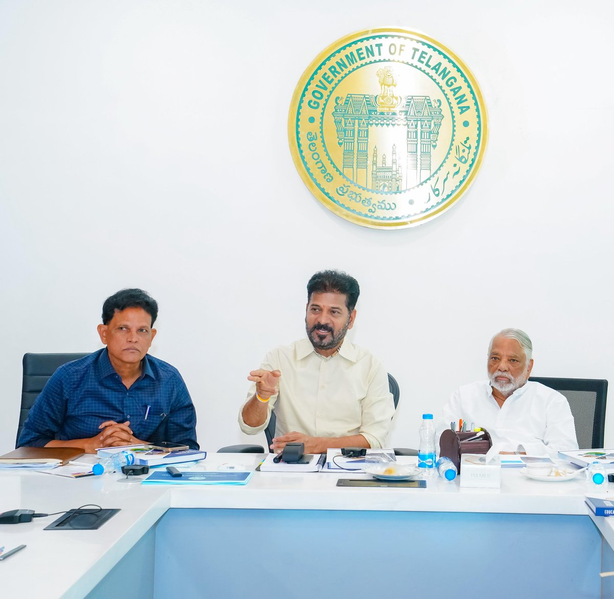 JacobBhoompag's tweet photo. Hundred Telangana Public Schools to Be Launched Across the State
Honourable Chief Minister Sri A. @revanth_anumula has directed officials to establish 100 Telangana Public Schools across 100 constituencies outside Hyderabad city from this academic year. These schools will be developed on a pilot basis, one in each constituency.
The Chief Minister instructed that the new schools must be developed on the lines of the Telangana Public School at Arutla in Manchal mandal, Rangareddy district, with comprehensive infrastructure including classrooms, playgrounds, qualified teaching staff and transport facilities. He made these remarks while reviewing the Education Department at the Command Control Centre.
He emphasized that government schools in Telangana must become benchmarks for quality education and stated that the government will not hesitate to allocate the required funds. Under the Core Urban Region Economy (CURE) initiative, government schools will be constructed on par with corporate institutions using modern technology. The Chief Minister directed that 12 integrated new schools proposed under CURE be completed within one year. These schools should provide facilities comparable to institutions such as Bharatiya Vidya Bhavan and Jubilee Hills Public School. He also instructed that there should be no compromise in upgrading 17 schools and providing additional classrooms and facilities to 164 schools under CURE.
As part of the government’s 99-day programme, one full week will be dedicated to education-related activities. Public representatives and officials will visit schools and colleges to assess infrastructure gaps and ensure timely resolution.
Focus on Artificial Intelligence and Technology
In view of the growing influence of Artificial Intelligence globally, the Chief Minister directed officials to initiate AI education from the school level. Short-term training programmes will be organized for teachers and lecturers to equip them with AI knowledge. He stressed that students in Telangana must be prepared to seize global opportunities emerging from AI-driven changes. Necessary reforms will be introduced in the technical education curriculum accordingly.
From the academic year 2026–2027, breakfast will be provided to students in all government schools. Along with breakfast, milk will be supplied to every student, to be procured from Vijaya Dairy. The Chief Minister directed officials to use technology to monitor nutritional standards and calorie intake.
In addition to uniforms and textbooks, students will receive a comprehensive school kit from this year, including a school bag, pens, pencils, sharpeners, colour pencils, geometry box, dictionary, shoes and socks. Necessary budgetary allocations will be ensured.
Reforms in Higher and Technical Education
AI-based courses will be introduced immediately in polytechnic colleges and ATCs. Outdated courses will be removed, and steps will be taken to ensure that students completing these programmes secure employment opportunities in industries.
The Chief Minister assured that adequate funds will be allocated to all state universities. He recalled that Rs. 1,000 crore has already been sanctioned to Osmania University and directed the Higher Education Council Chairman to submit a report on the financial requirements of other universities.
Regulation of Private School Fees
The Telangana Private School Fee Regulatory Monitoring Commission presented its report to the Chief Minister, outlining models adopted in other states and recommendations for Telangana. The Chief Minister directed district-level inspections by Collectors and DEOs to submit reports on fee structures. At the state level, a committee headed by a retired judge or a retired Chief Secretary will serve as the final decision-making authority. A draft proposal on fee regulation will be placed in the public domain to seek feedback from parents, intellectuals and civil society representatives.