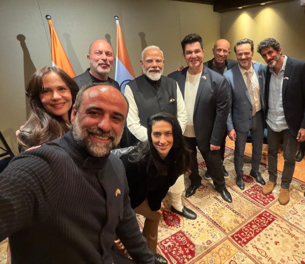 Kaleshini's tweet image. PM Modiwith Doron, Eli, Gali, Gabi &amp;amp; Naor..
Clearly evident which side he has chosen ☺️
Missing Nurit though…
#Fauda #Mossad