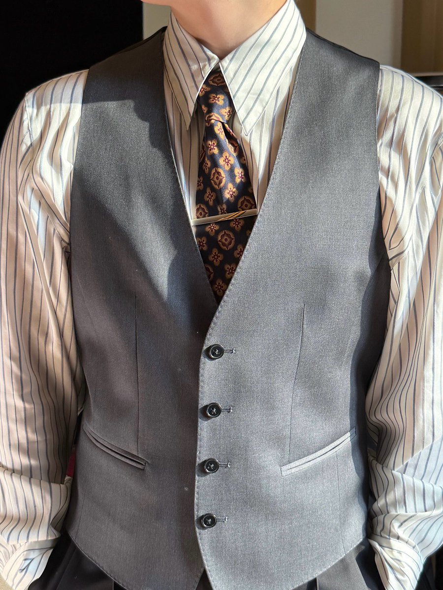 uzerindeki her seyi teker teker cikartmak disinda hicbir sey istemiyorum