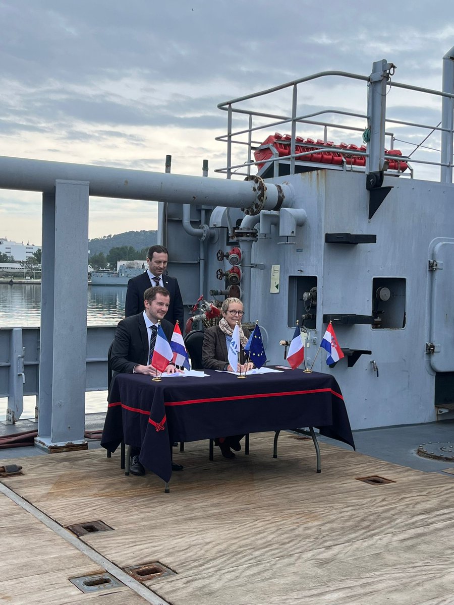 Naval Group tweet media