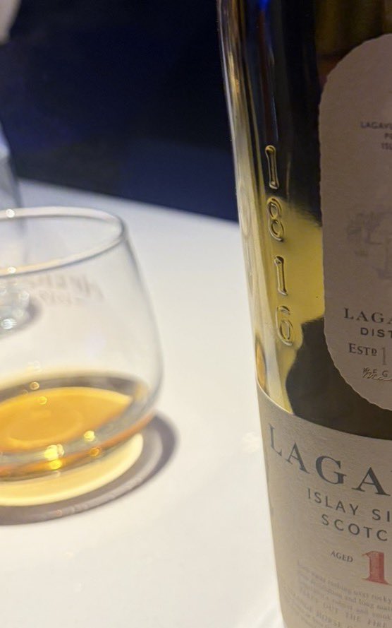 みぃ。👽セイントユニバース tweet media