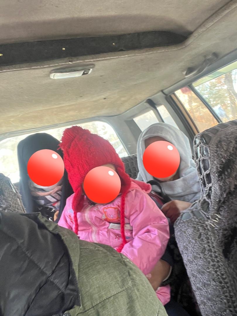 Some days the Hope Kindness team take some women and children known to us to the doctors for checkups, tests, medicine or specific items like glasses in #Kabul #Afghanistan. These ladies cant afford this and with our help we are able to do this for them too. Thank you donors🌺