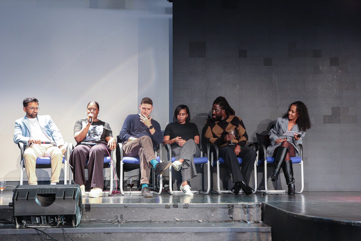 DaveThePhotographer tweet media