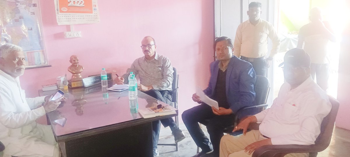 Tb mukt panchayat inspection and meeting with dto sir by nodal officer dr s. K. Maheswari sir, stdc agra, alongwith dpc and sts blpck jewar, district g b nagar