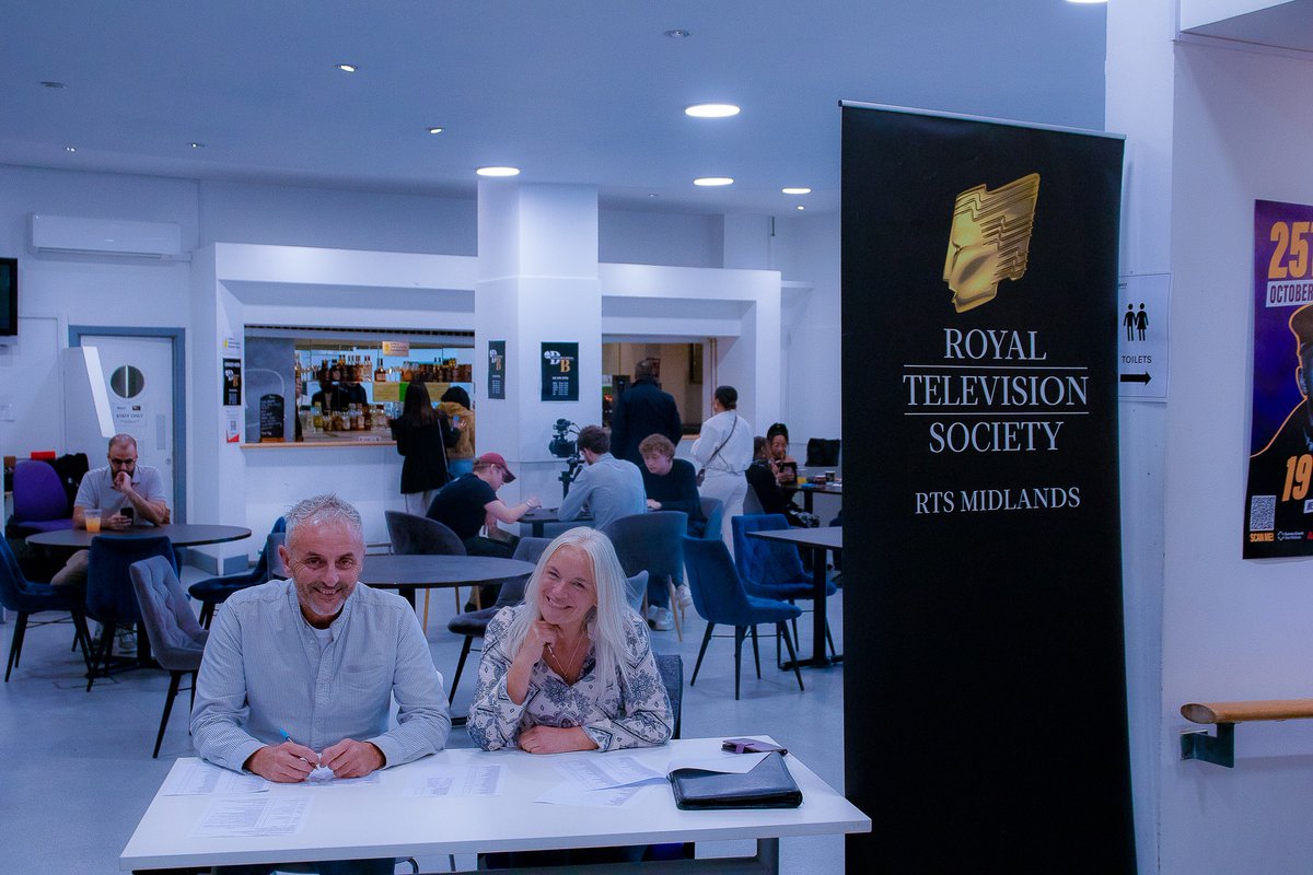 DaveThePhotographer tweet media