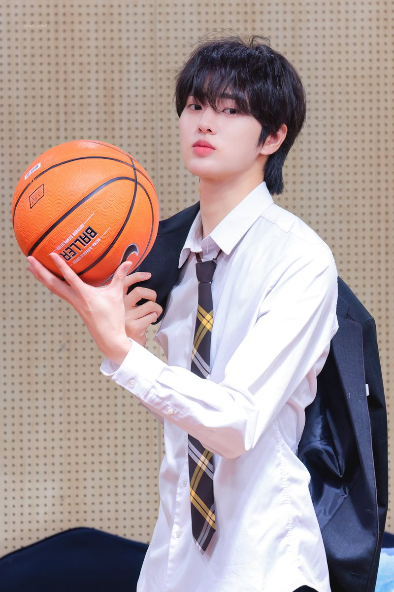 chnn_urhrt's tweet photo. 생일 축하해 ৻ꪆ ᩚ 
#은찬 #템페스트 #EUNCHAN #TEMPEST
#HAPPY_EUNCHAN_DAY https://t.co/INLySJdVSb