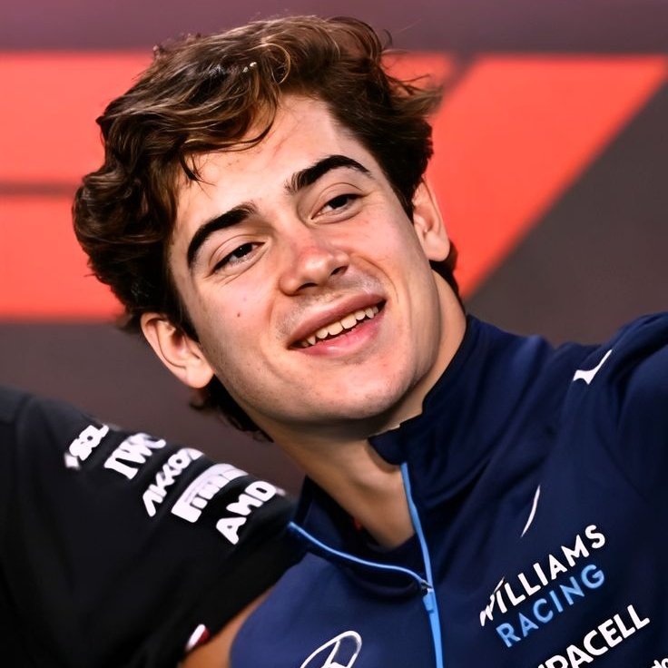 Yo? Enamorada de la nariz de franco colapinto