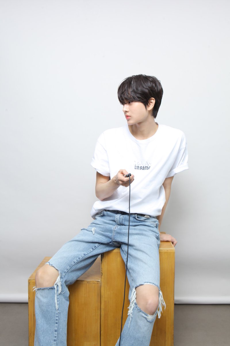 TPST__official's tweet photo. [🎉TEMPEST DAY]

2026.02.27 EUNCHAN DAY

HAPPY BIRTHDAY TO EUNCHAN
은찬의 생일을 축하합니다🩷

#TEMPEST #템페스트
#은찬 #EUNCHAN
#HAPPY_EUNCHAN_DAY https://t.co/HL9QhWsmRa