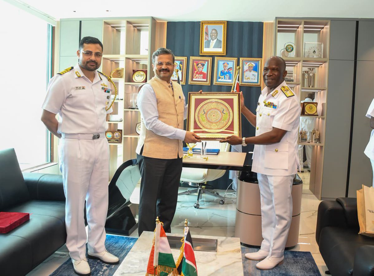 SpokespersonMoD's tweet photo. Indian delegation led by Joint Secretary Shri Amitabh Prasad called on Commander of the Kenya Navy Maj Gen Paul Otien at Mtongwe Naval Base today. Discussions focused on enhancing naval cooperation through deeper engagement between the two Navies.

The delegation also visited the CT Scan facility and Kenya Naval Training College, gaining insights into initiatives in military medical infrastructure and training. 🇮🇳🤝🇰🇪

@IndiainKenya 
@MEAIndia