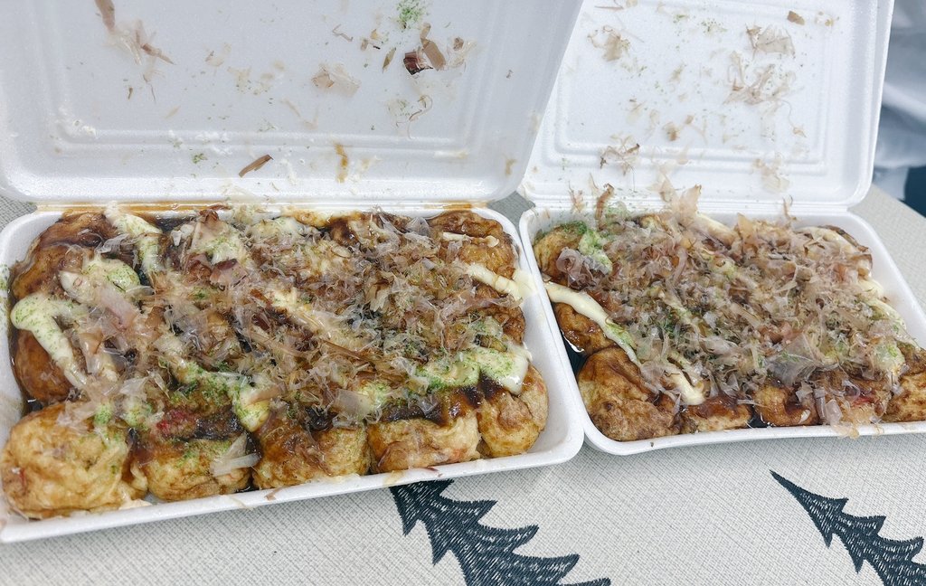 吉祥寺にまじで安いたこ焼きさんあるんやけど、たこ一ってお店で大阪にもあるみたい！関西のふわとろのたこ焼き1パック15個入りで850円とかだったかな🐙