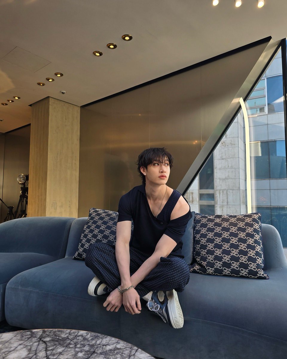 늑대빵집 tweet media