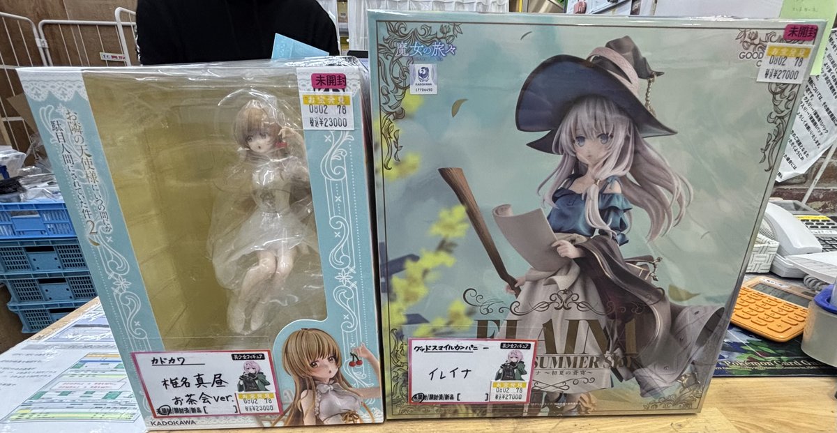 美少女フィギュアを品出ししました。 高価買取もやっていますのでお