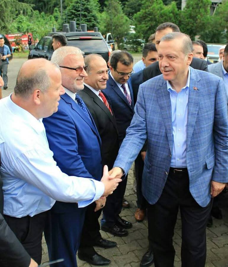Kurucafer's tweet photo. Sn.Cumhurbaşkanım 
Nice sağlık hayırlı Ömürlerin Olsun Reis !

#CumhurunReisi72Yaşında
@RTErdogan https://t.co/vjUvpixSS4