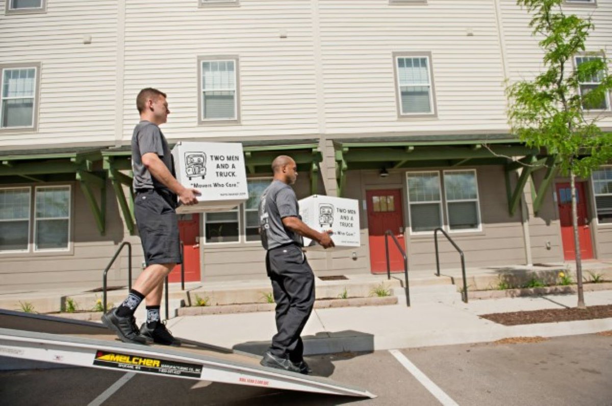 TwoMenBoston's tweet photo. Looking for More Than Just a Job?

At TWO MEN AND A TRUCK, we don’t just move boxes, we move people forward.

We’re hiring Movers and Drivers who:
✔ Take pride in their work
✔ Show up on time
✔ Respect customers’ homes
✔ Want steady, reliable... https://t.co/KELC6XWYhr https://t.co/pNnL9ugYgk