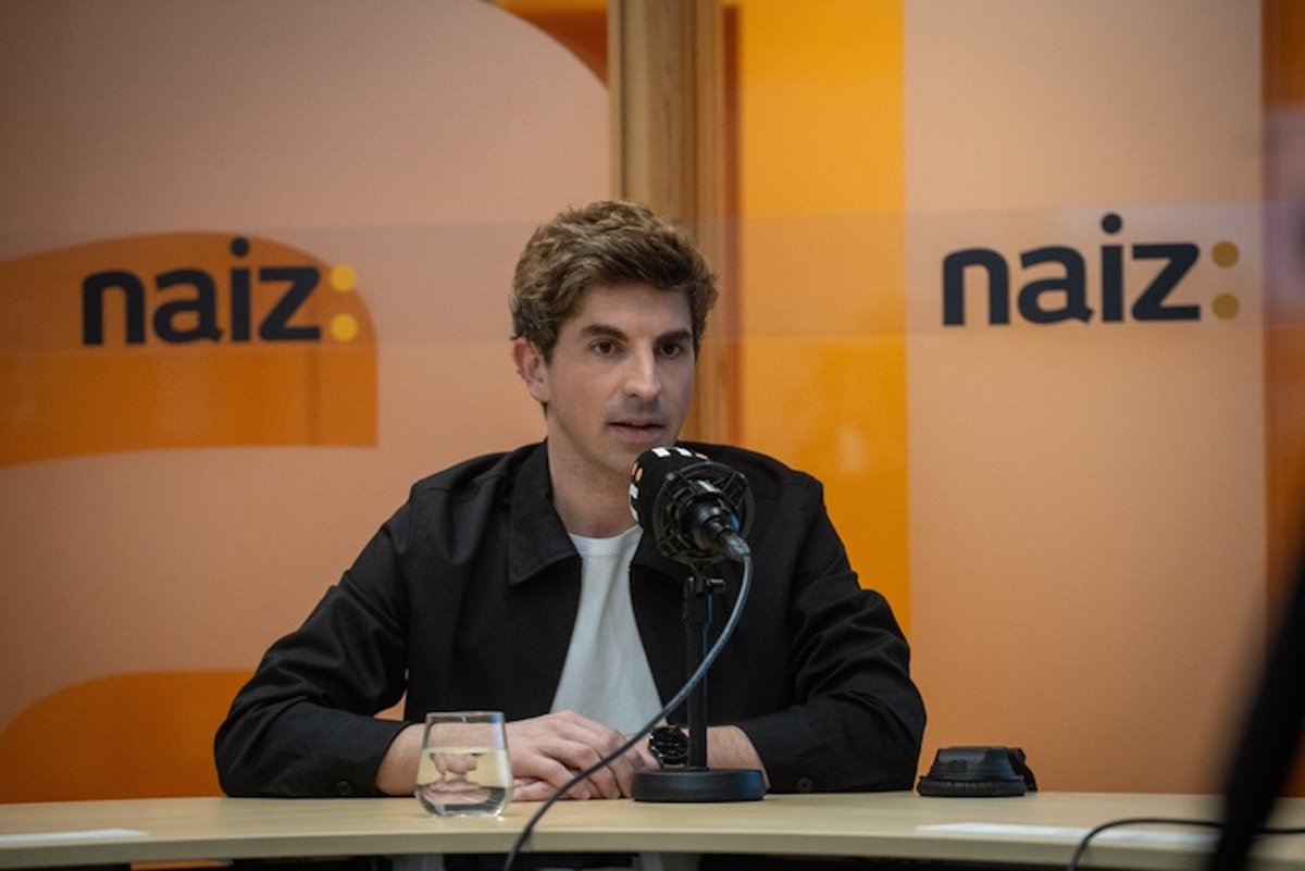 naiz: tweet media
