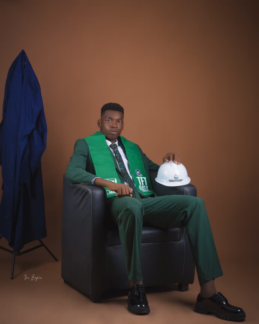 SoccerForAll_'s tweet image. 🚨 SOCCER FOR ALL 

Precision meets purpose ✨ 

Celebrating the Induction of our very own into the Profession 🤍💜 

Congratulations GMNIFST Akandu Ebuka Precious ✨ 
Top Baller🥳❤️⚽

#SFA
#FootballForEveryone