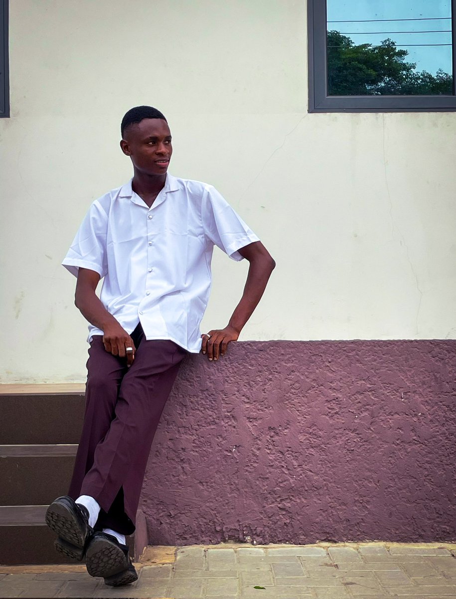 ifada_joel's tweet photo. Some of my favourite shots taken in my first semester of my first year as a LASUITE
It's been a bumpy ride but all glory to God for His Grace so far
Outfit: @victory_ifada
#joel_daboss #namaslasu #lasuite https://t.co/CeV8D5H0us