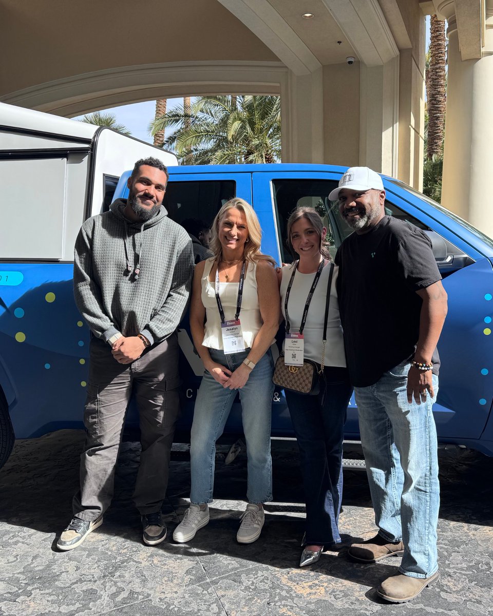 Voda Cleaning & Restoration tweet media