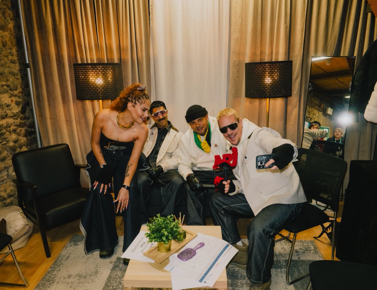 MAJOR LAZER tweet media