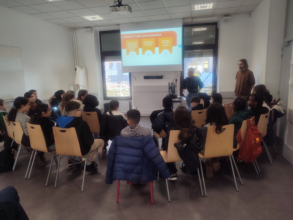 Collège Paul Valéry tweet media