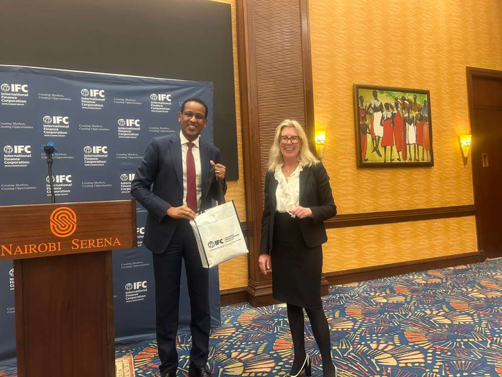 Mary Porter Peschka tweet media