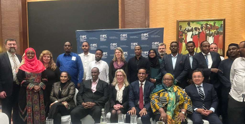 Mary Porter Peschka tweet media