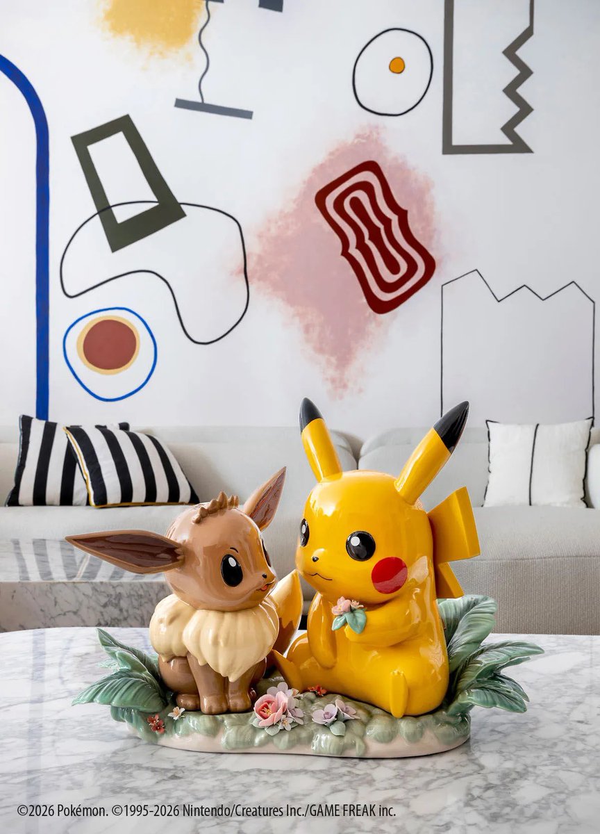 sugar_kabuu's tweet photo. ポケモン × リヤドロ の30周年グッズ。10万くらいなら欲しいなと思ったら110万だった… https://t.co/OQtVHMtUd8