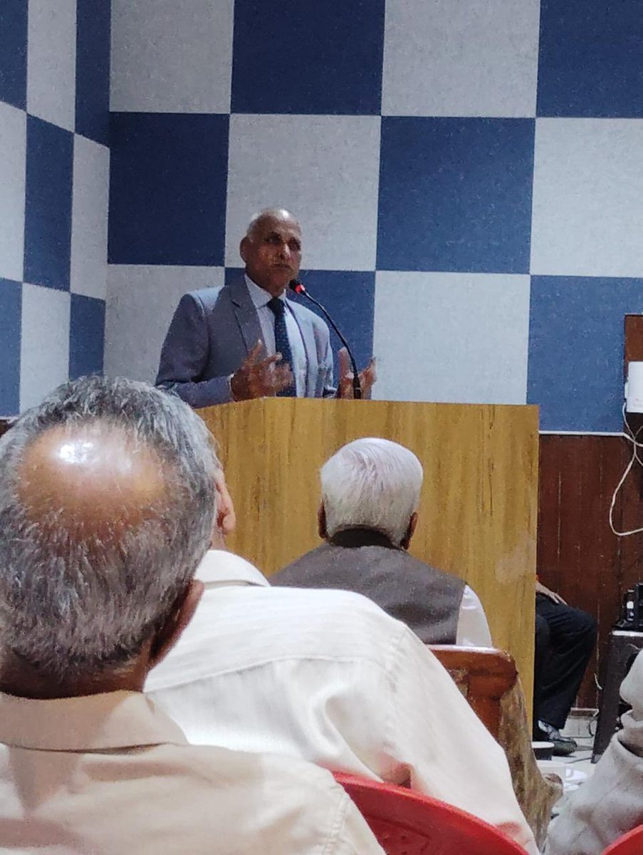 DIAV20's tweet photo. Directorate of Indian Army Veterans @DIAV20 held a meaningful #AwarenessDrive at #Army Veterans Institute (AVI) #Noida 25 Feb 2026, engaging approx 100 #Veterans & #NoKs on vital issues—#SPARSH, pension, entitlements, timely documentation, welfare schemes and grievance redressal. Through open Q&A, the session-built trust and addressed key concerns, showcasing #IndianArmy's continued commitment to those who served. Initiatives like #ProjectNaman & #VSK+ reflect our pledge.
#AwarenessDrive
#VeteransWelfare
#IndianArmyWeCare
#TakingCareOfOurOwn
@adgpi
@OfficialAwwa
