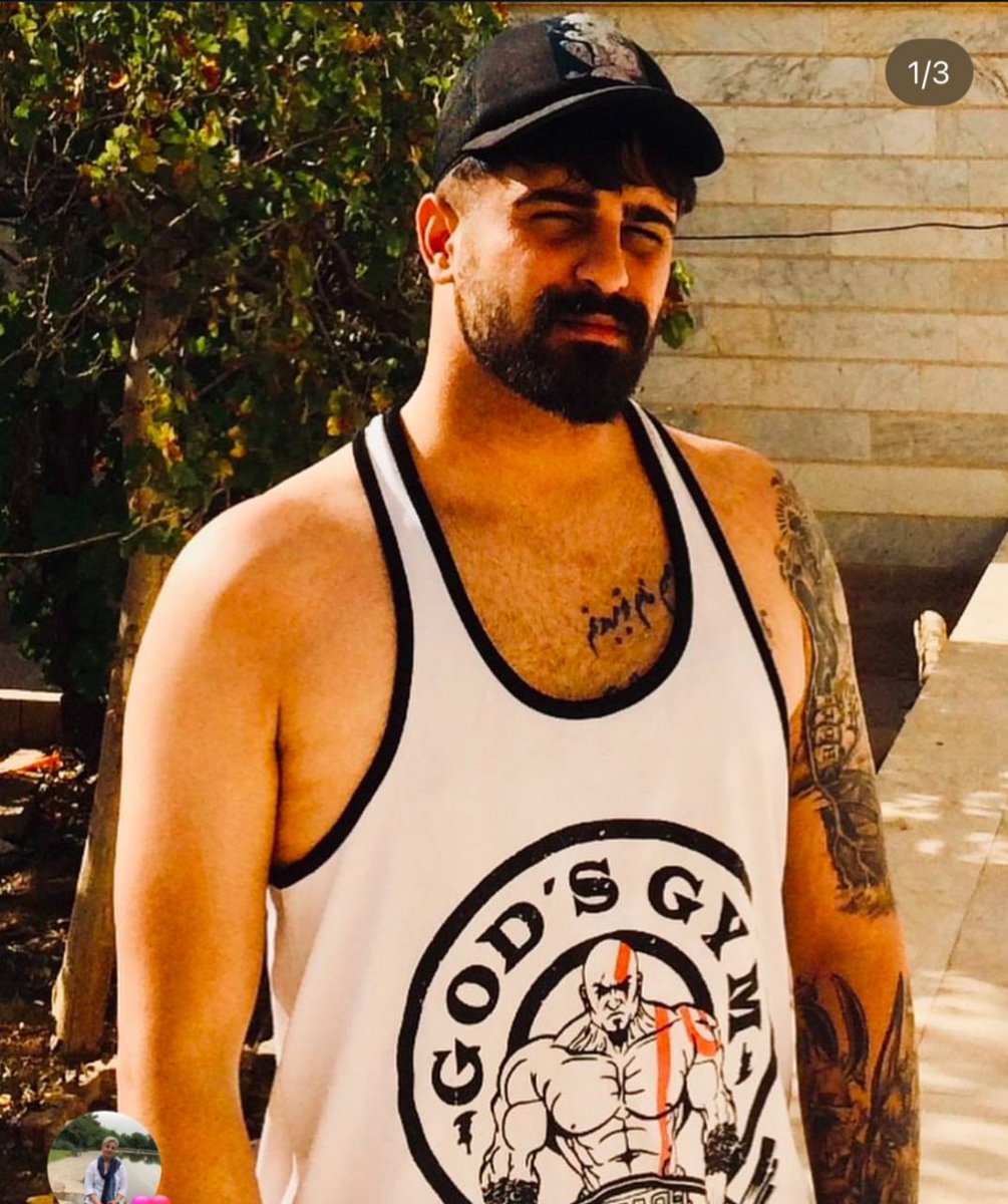 مبنا بر خبررسیده از نزدیکای جاویدنام:
اولای اعتراضات دو روز گرفته بودنش حرومزاده ها دو روز گشنه و تشنه گذاشته بودنش معلوم نیست چیکار کردن که بعد چند هفته یه دفعه این  کلا از هم پاچید و فوت کرد.
#عرفان_محمدی
#جاويدشاه‌ 
#IranMassacre