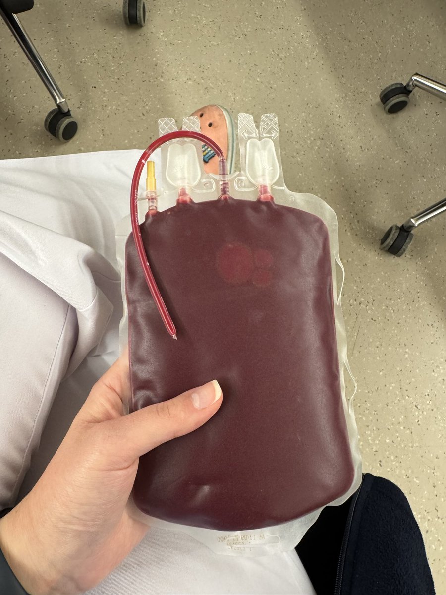 Oruçluyken kan takmayın yoksa soğuk soğuk içmek isteyebilirsiniz nerden biliyorsun diye sormayın 🫠