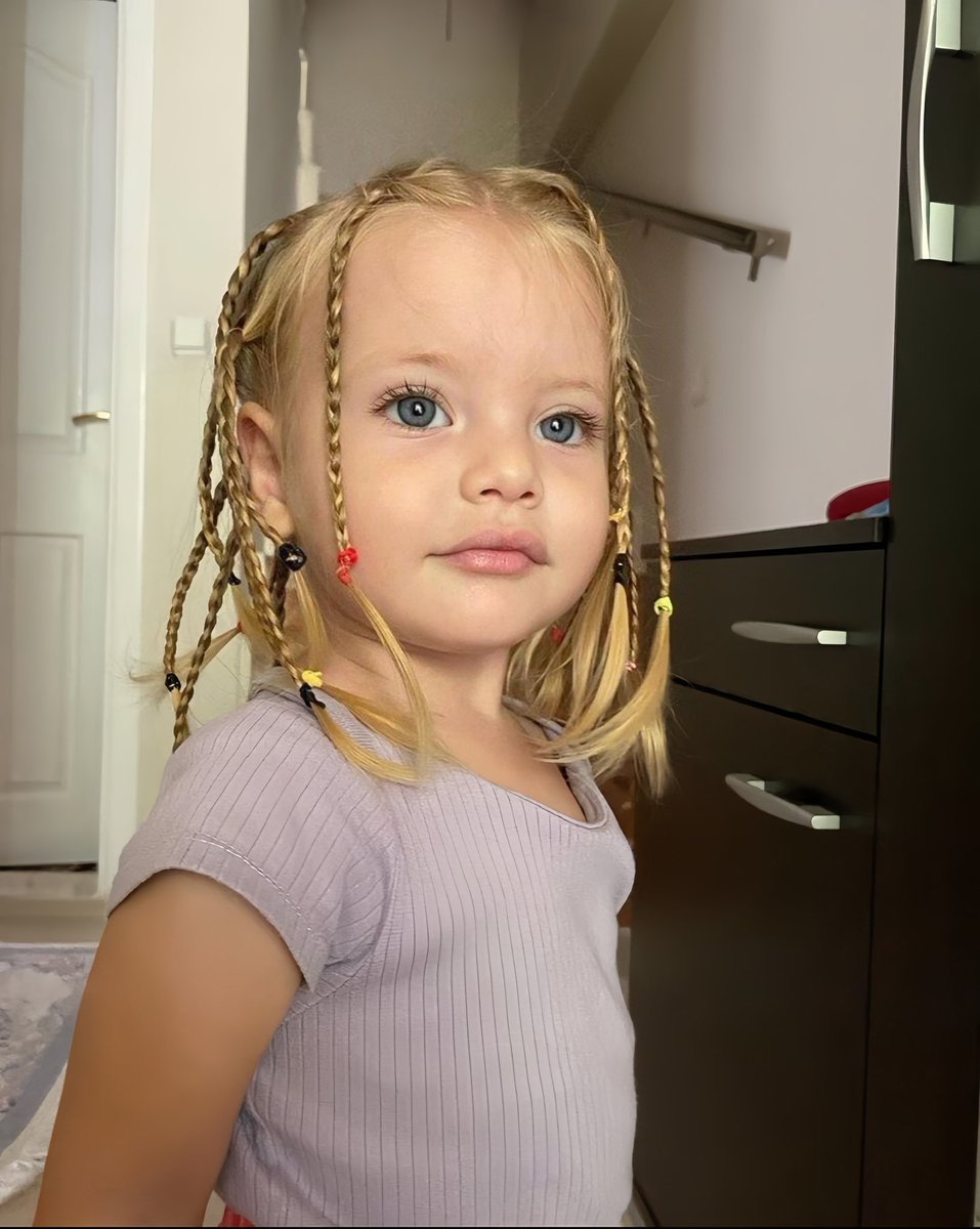 مریم خانووم tweet media