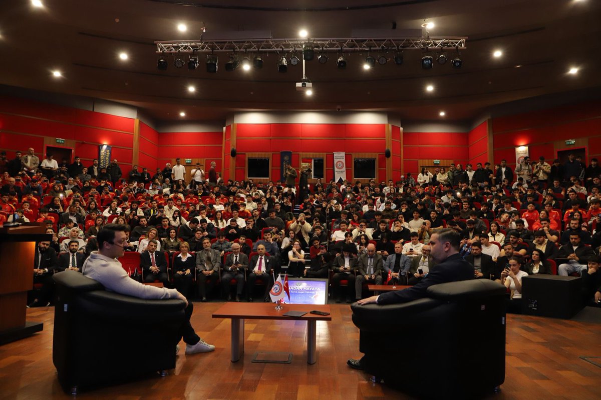 Mesut Özil tweet media