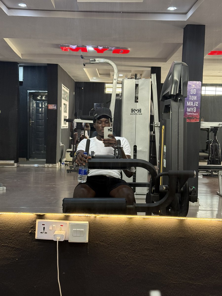 wale𓅓 tweet media