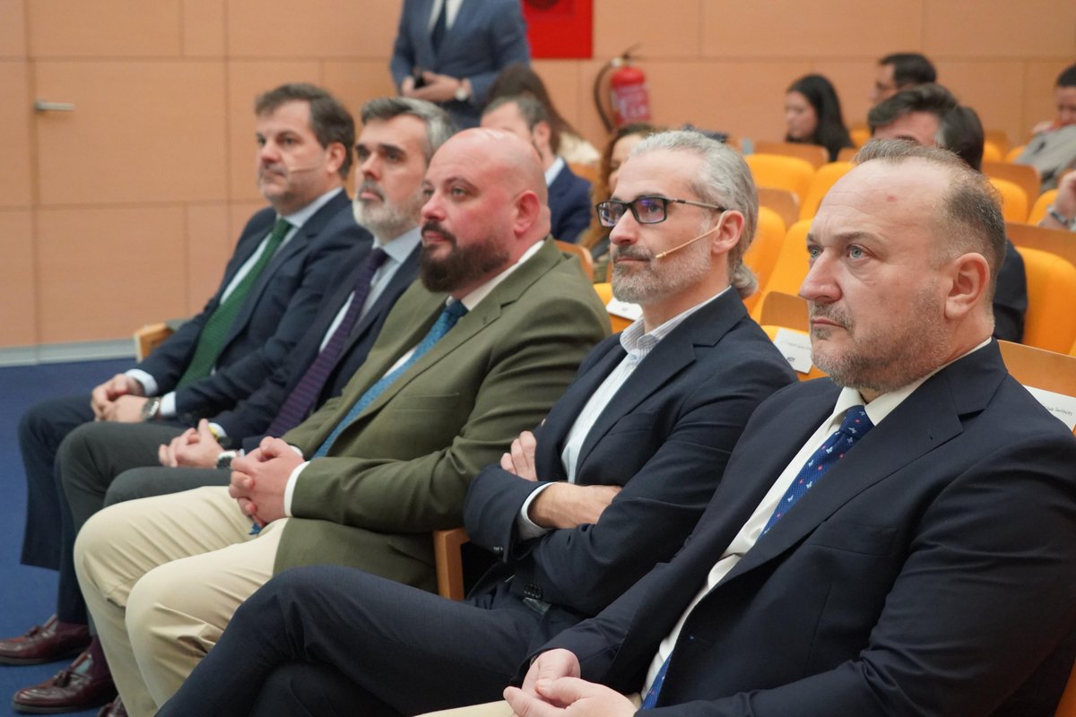 Digitalización Regional de Extremadura tweet media