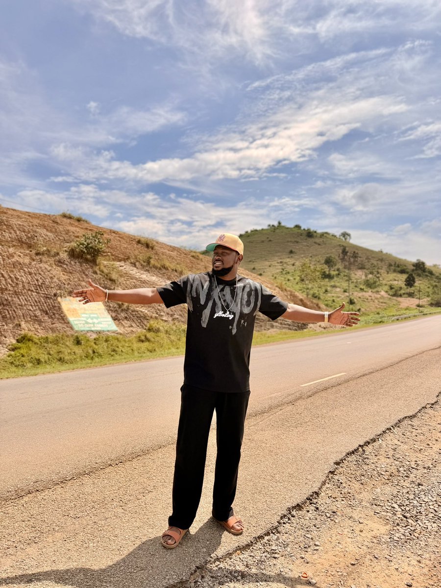 Levixone tweet media