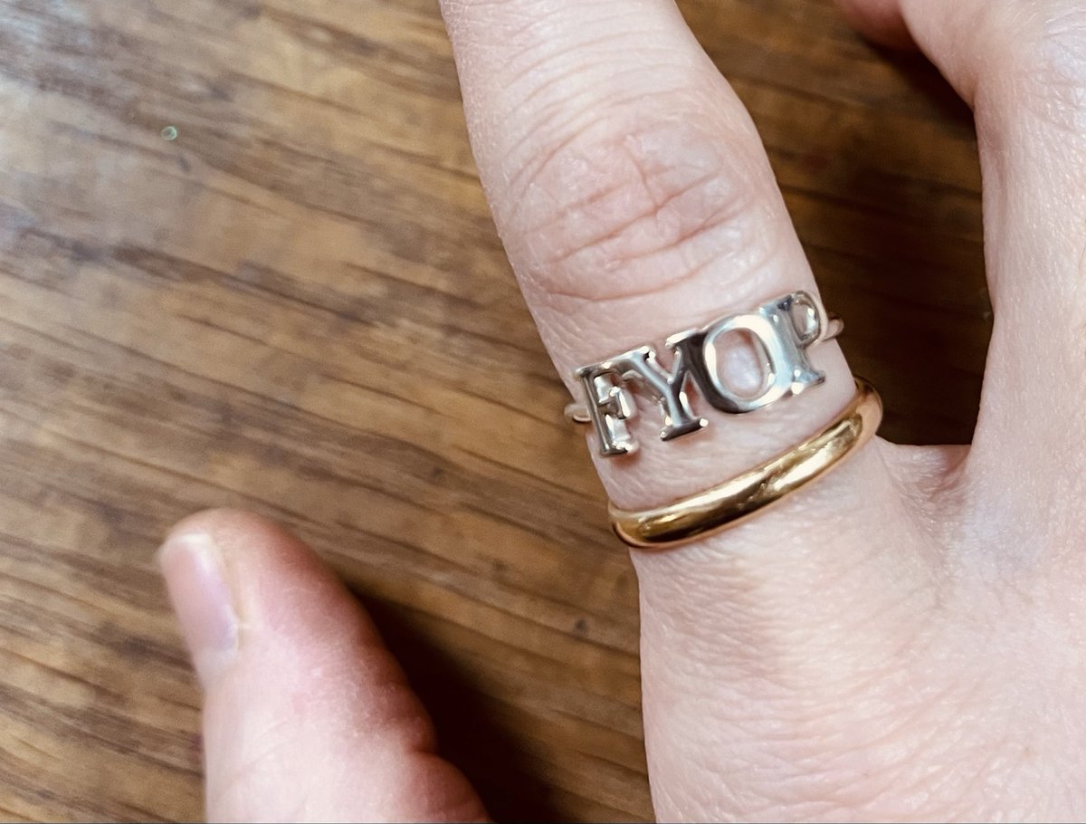 志・ゆに tweet media