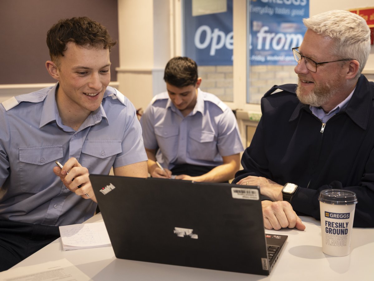 RAF_Cosford's tweet image. BES students at RAF Cosford have been doing quick “guerrilla testing” to sharpen their interface design skills as part of their HCI FdSc. 🖥️✨

A fast, 14‑month pathway into the @RoyalAirForce's  Cyberspace Profession. 🚀

#Cosford26 #BES #HCI