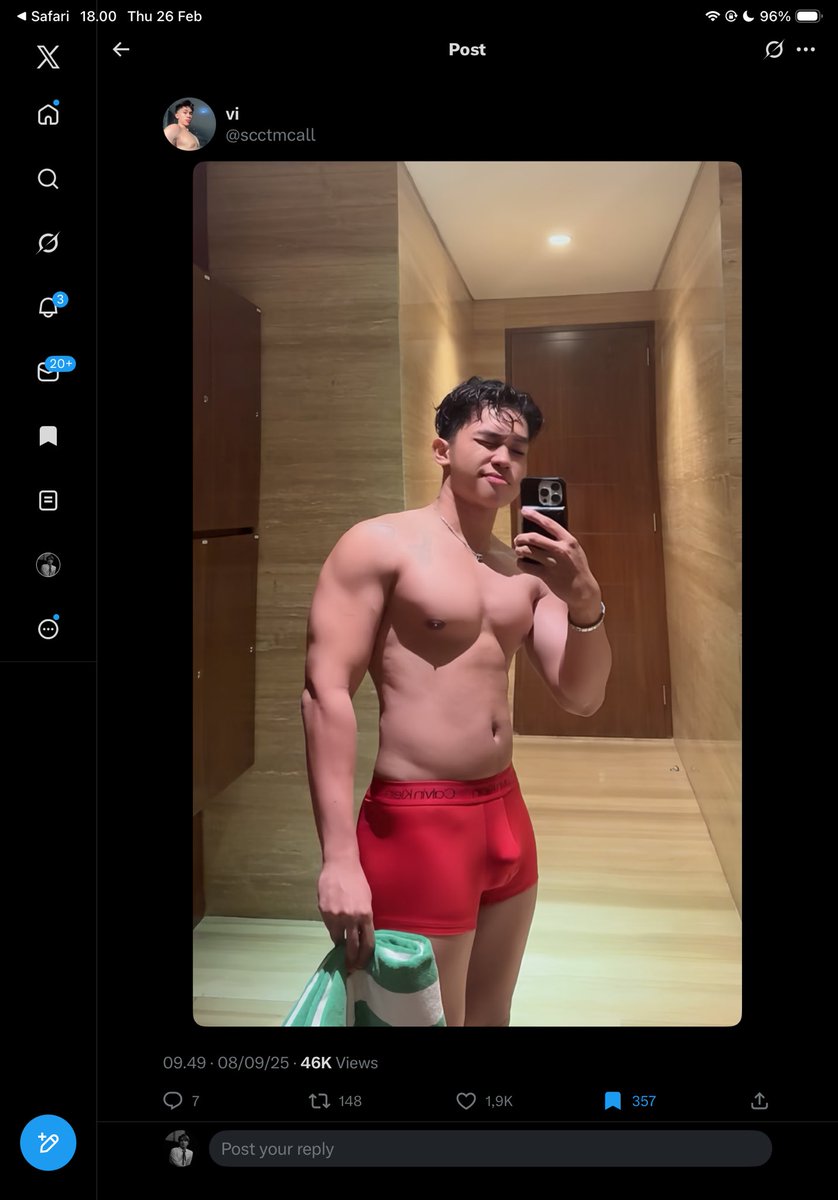 dxxrunk's tweet photo. @firhidz Niat banget ubah background tapi body shape sama bayangan pentil sama banget 😂 https://t.co/x2VkNlBVPg