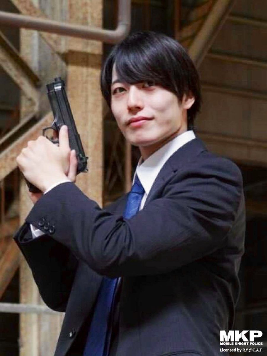 【拡散希望】情報解禁②
『#騎動警察ナイトポリス』
✨キャスト発表✨
数多のヒーローを演じた #橋渡竜馬 様のご出演が決定!!
今作では俳優＆スーツアクターとして大活躍!!
素顔の橋渡さんに会えるこの貴重な機会をお見逃しなく
チケット好評発売中です!!
livepocket.jp/e/nightpolice2…
#MKP #ナイトポリス