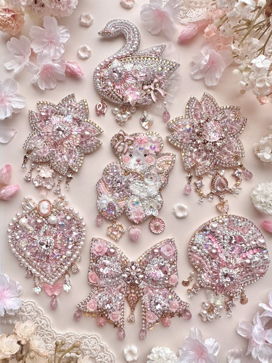 ビーズ　ハンドメイド 夜の女神　piari