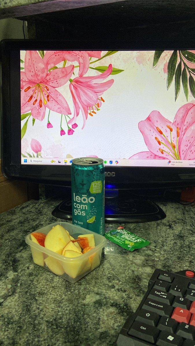 0MISSDIOR's tweet photo. bom dia ed!! vcs ja tomaram esse cha com gas without ALL calorias? https://t.co/8McPWS7zAD