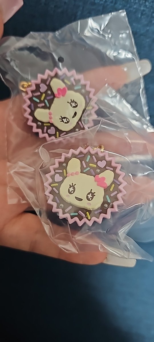 hikarintooo's tweet photo. 【交換】 たまごっち 手作りおやつチャーム 平成女児チョコ キャンディーチャーム

譲→ ラブリっち 

求→まめっち
異種でもまめっちならなんでも検討します！

郵送にて交換希望です。
コメント、DMお気軽にどうぞ！ https://t.co/2tYPEbpS70