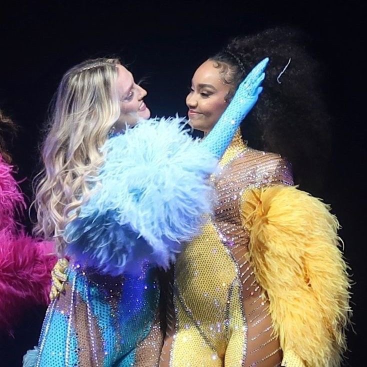 perriesnation's tweet photo. 📲 Perrie shows support to Leigh-Anne via Instagram stories! 🥹

— “Get my girl a top 5 album!!”

— UK auras, let’s get her on top 5!! 🔗 https://t.co/je1U0EfJU7 https://t.co/3VswAT5A2D