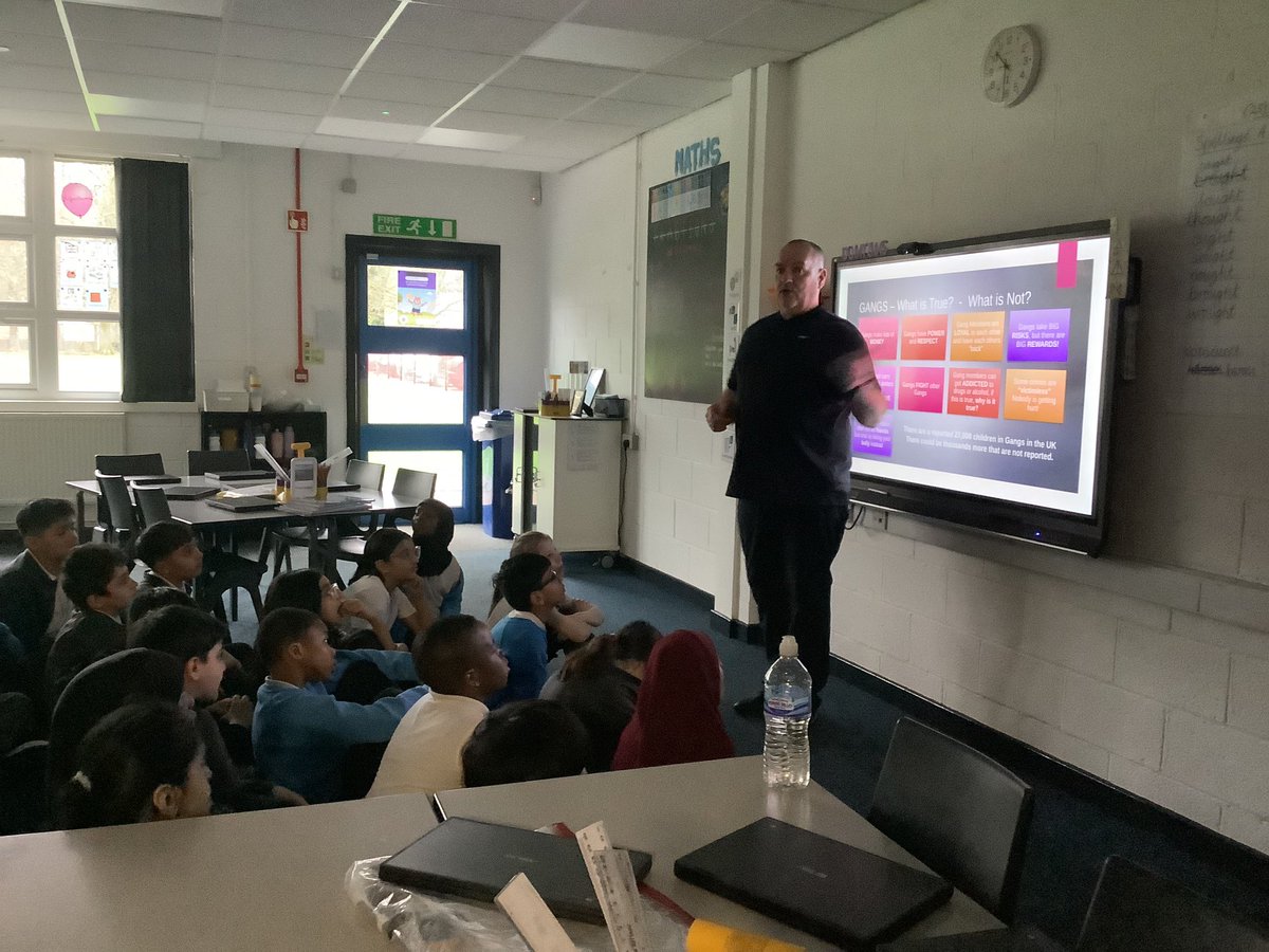 UKS2 Gaskell Primary School tweet media