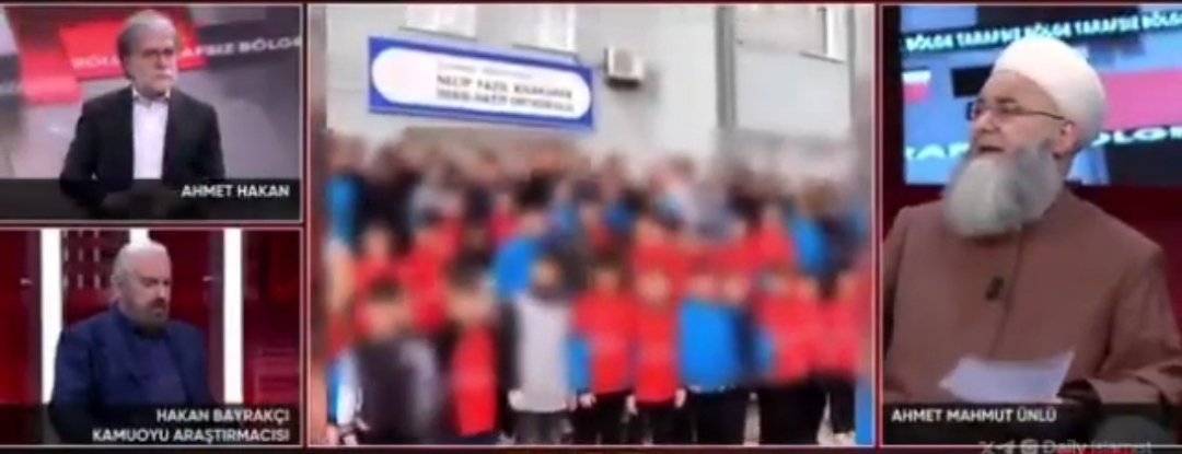 ugur_pekcan42's tweet photo. Atatürkçü, demokratik, kemalist düzenlerin vazgeçilmez bekçisi 'Cübbeli' her zaman olduğu gibi hemen ekranlara çıkartılmış, kullanılmaya hazır bir şekilde istenilen fetvaları savurmaya devam ediyor.
Hâlbuki saldırdığı şeyler; Bütün Müslümanların temel dinî anlayış ve inançları. https://t.co/Mxwc4kQQEU