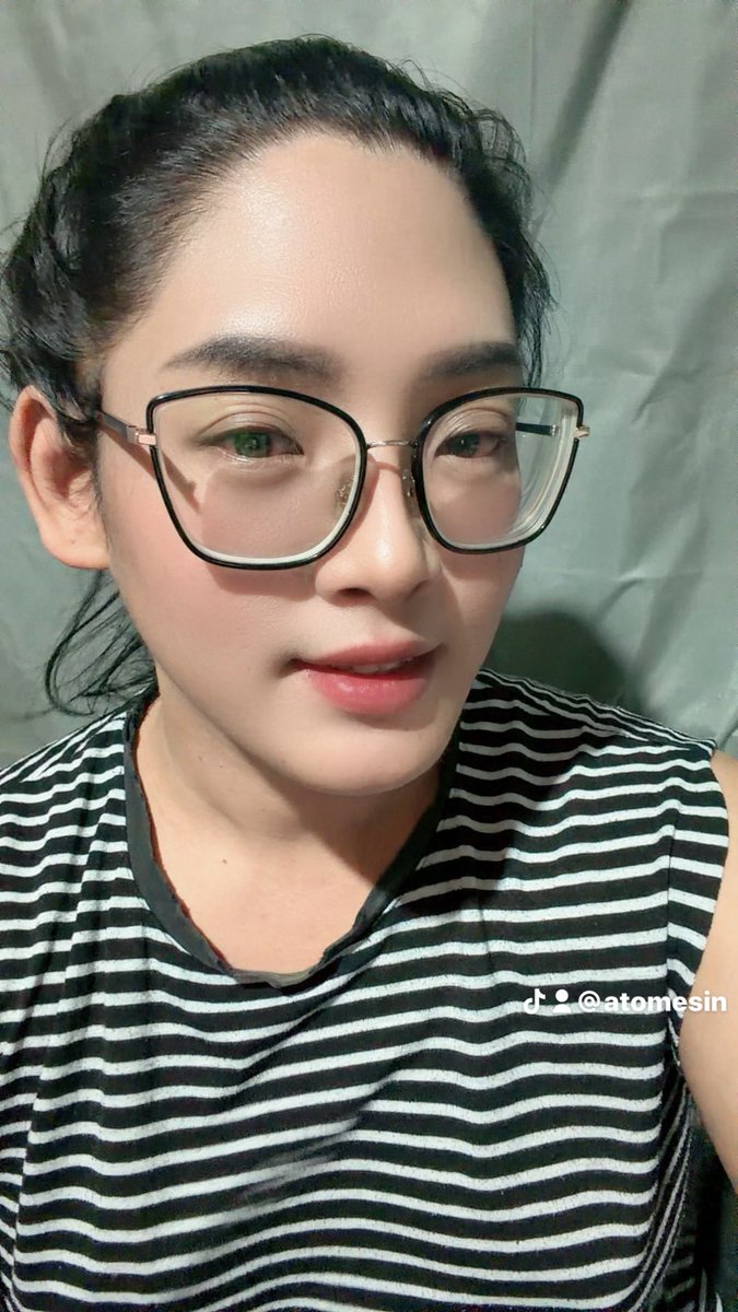 Atom146951's tweet photo. สวัสดีทุกคนอันเก่าโดนล็อก https://t.co/frs8lDiy3D