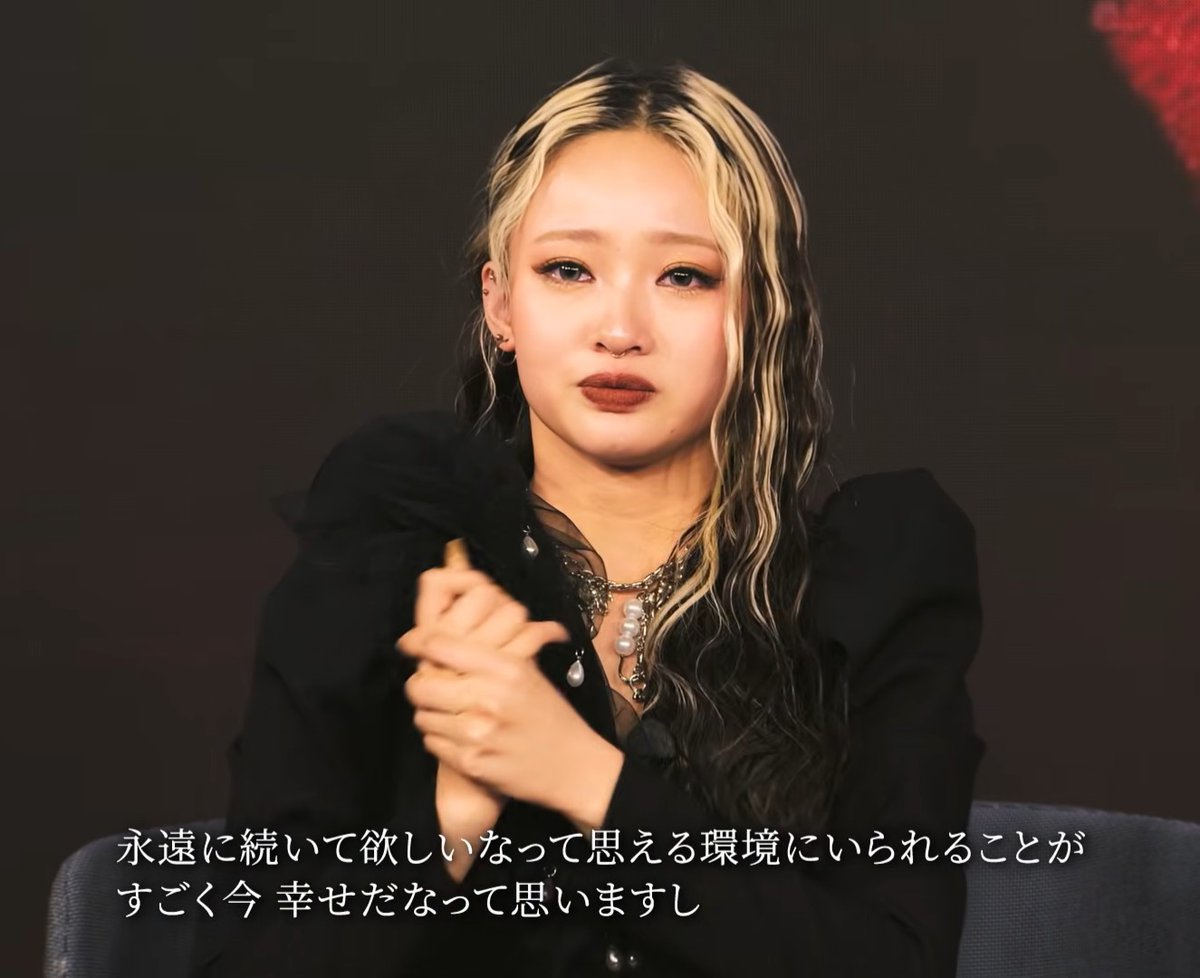 HitasuraK's tweet photo. 爆泣きしすぎて頭痛いレベル🫠
本当にみんな努力家で真っ直ぐでいい子達だ😭✨
YURIちゃんに泣かされたー😭😭😭😭
あとCHIKAちゃんよブーツめっちゃ可愛いし、似合ってる👀❤️‍🔥
https://t.co/IYspXLN41n https://t.co/UtEpS6Ercu