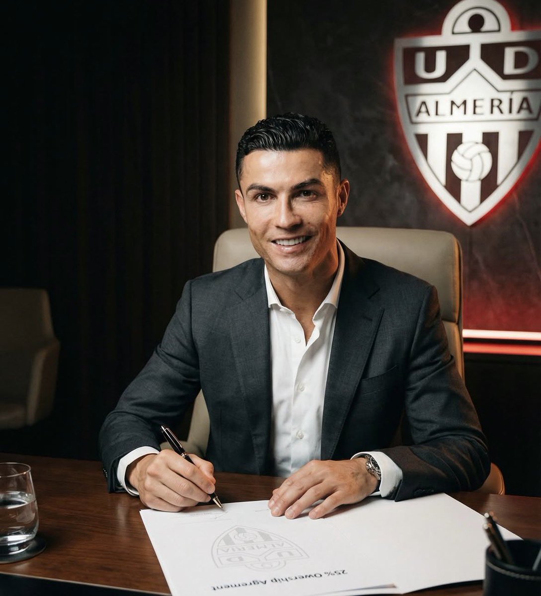 Breaking News: Cristiano Ronaldo Buys Almeria Club 
Cristiano: "UD Almeria is a Spanish club with solid foundations and clear growth potential. I look forward to working alongside the management team to support the club's next phase of growth" 
#ronaldobuyalmeria #ronaldo #italy