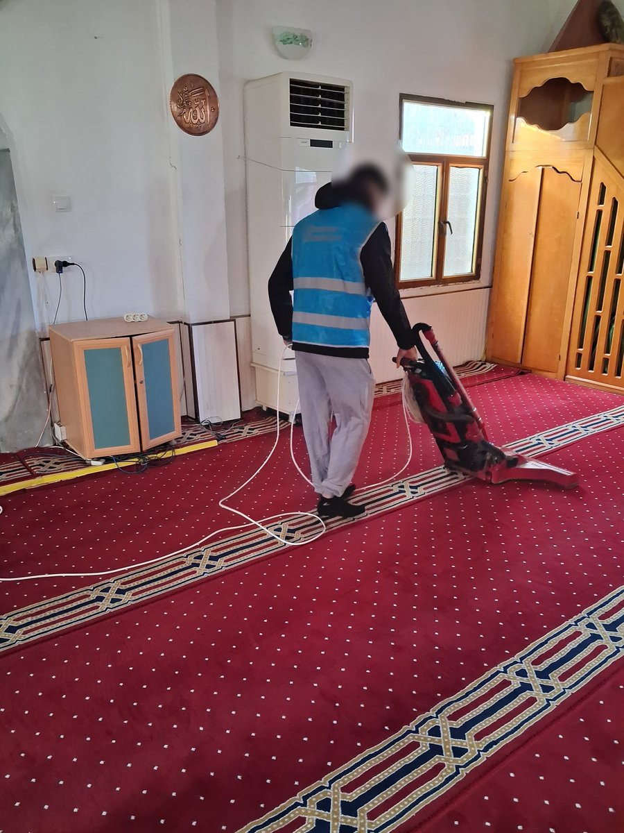 Kamu yararına ücretsiz çalışma yükümlülüğü kapsamında; Ramazan ayı boyunca  ve Ramazan Bayramı öncesinde, cami,mescid ve benzeri ibadethanelerin temizlik, bakım ve onarım çalışmaları devam etmektedir.
#DenetimliserbeslikteRamazan