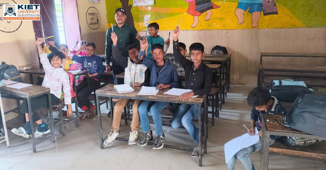 Kiet_edu's tweet photo. NSS volunteers of KIET Deemed to be University conducted the 10th Study Jam session at Asalat Nagar Primary School, promoting Learning with Purpose through interactive education &amp; mentorship.

#NSSKIET #StudyJam #EducationForAll #KIET https://t.co/OEHUKdU0Ln